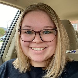 Meet your Posher, Ashtyn